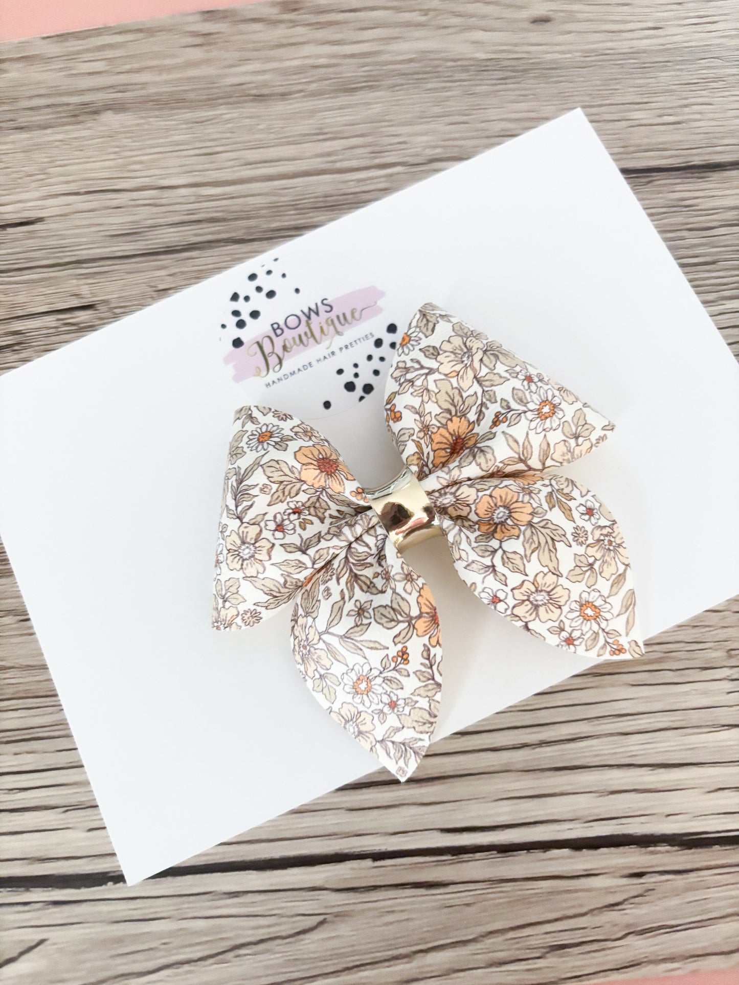 Sailor Pinch Bow
