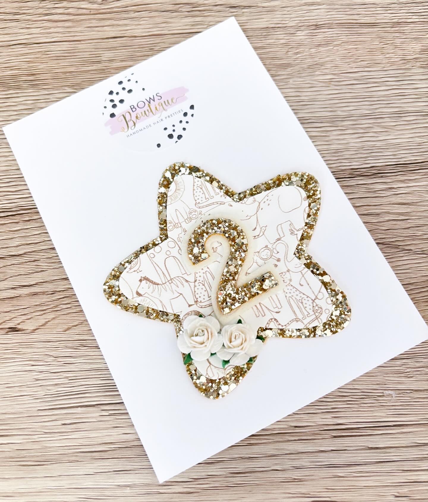 Safari Badge/Bow