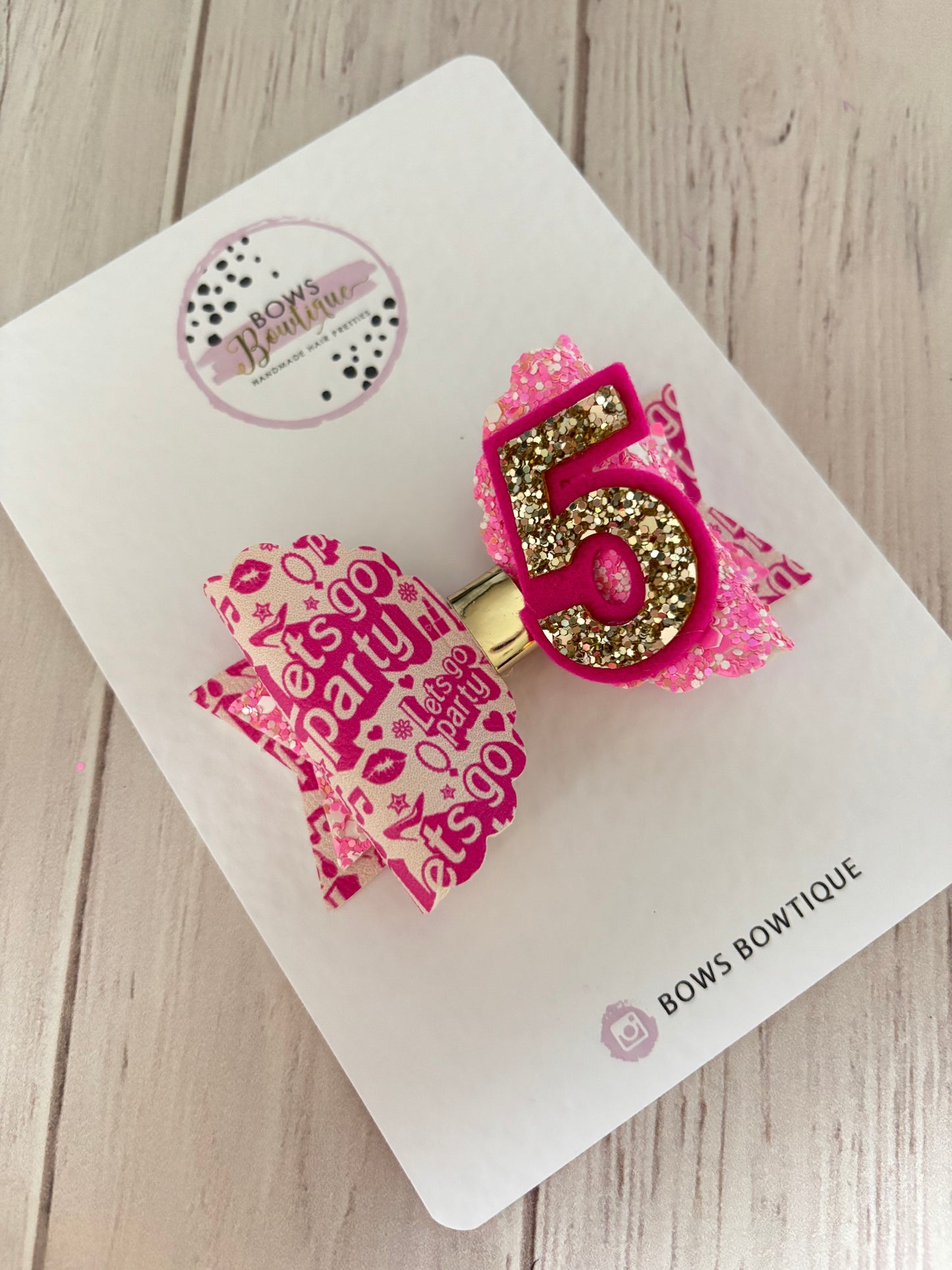 Let’s Party Badge/Bow