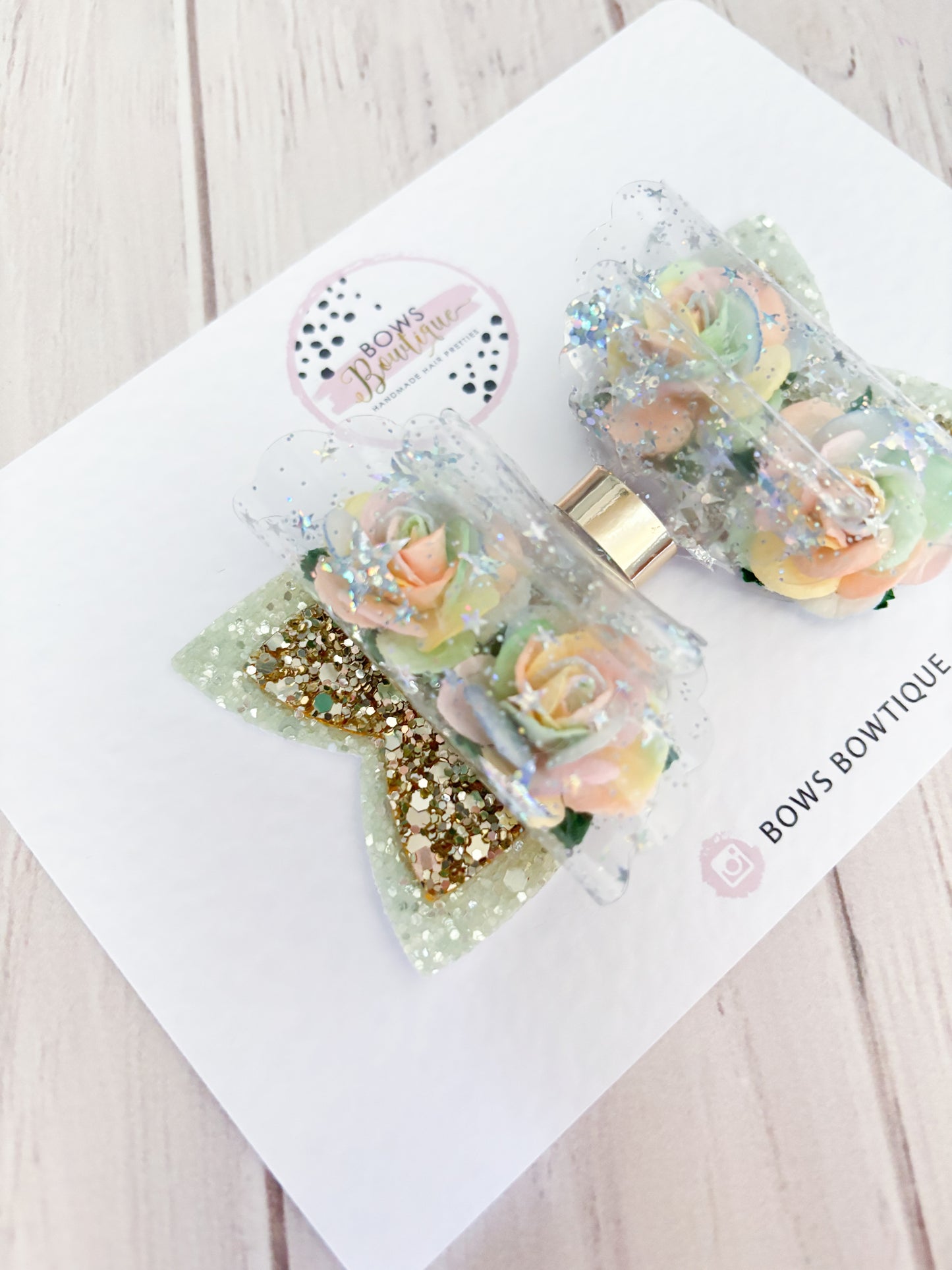Jelly Bow With Roses
