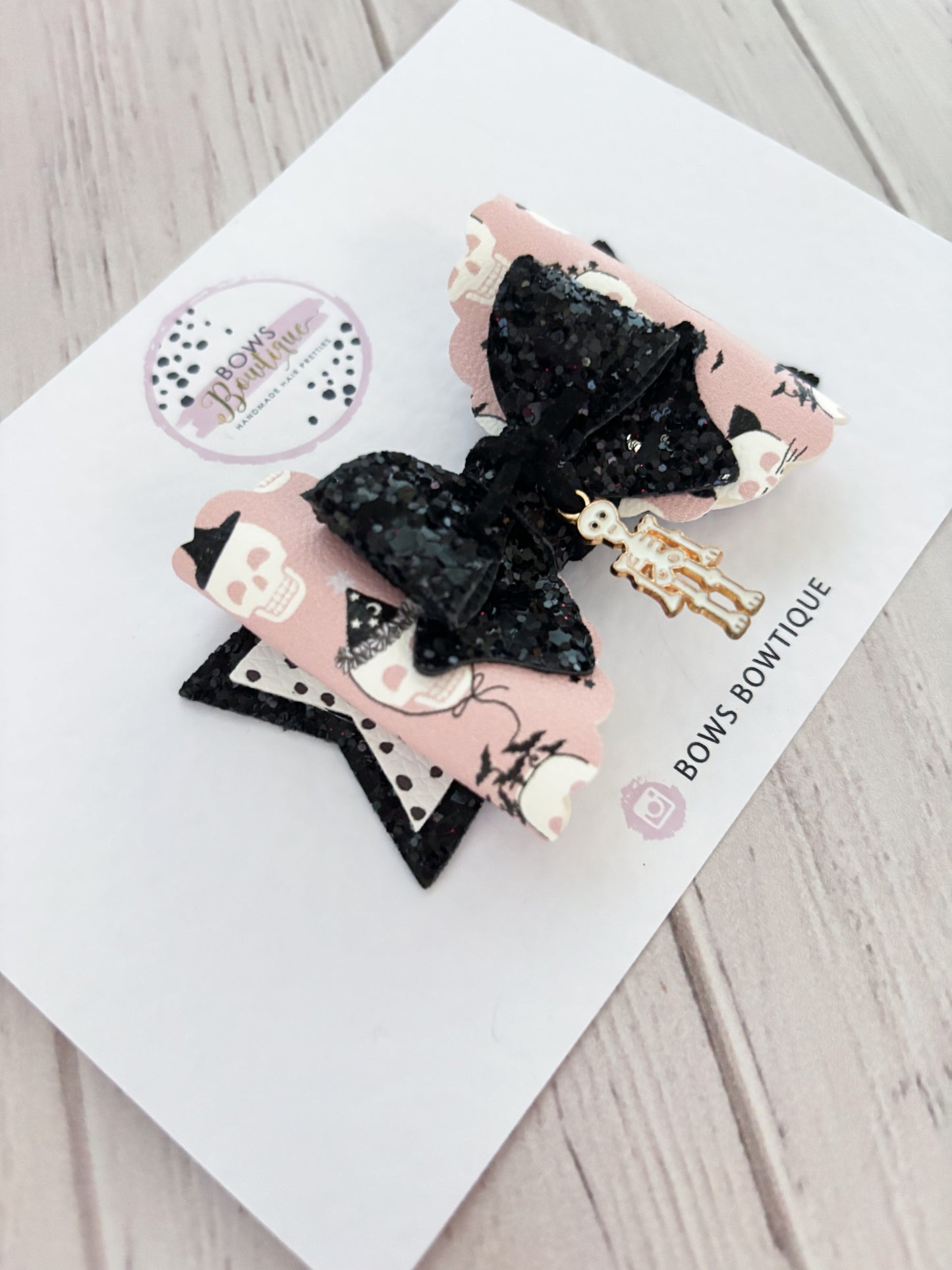 Party Skull Halloween Bow