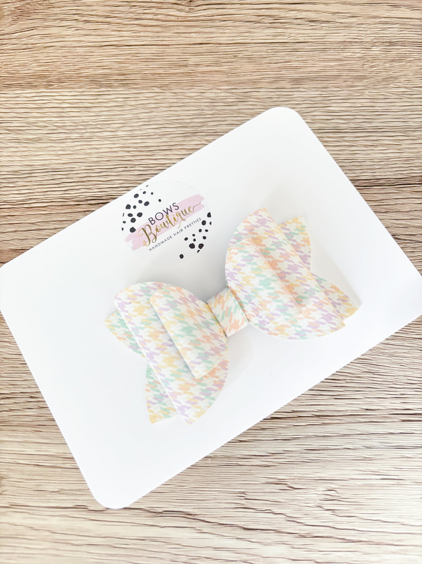 Pastel DogTooth Style Bow
